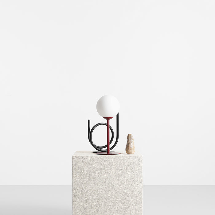 Lampe de table en métal avec globe en verre Pinne Bordeau - Aldex
